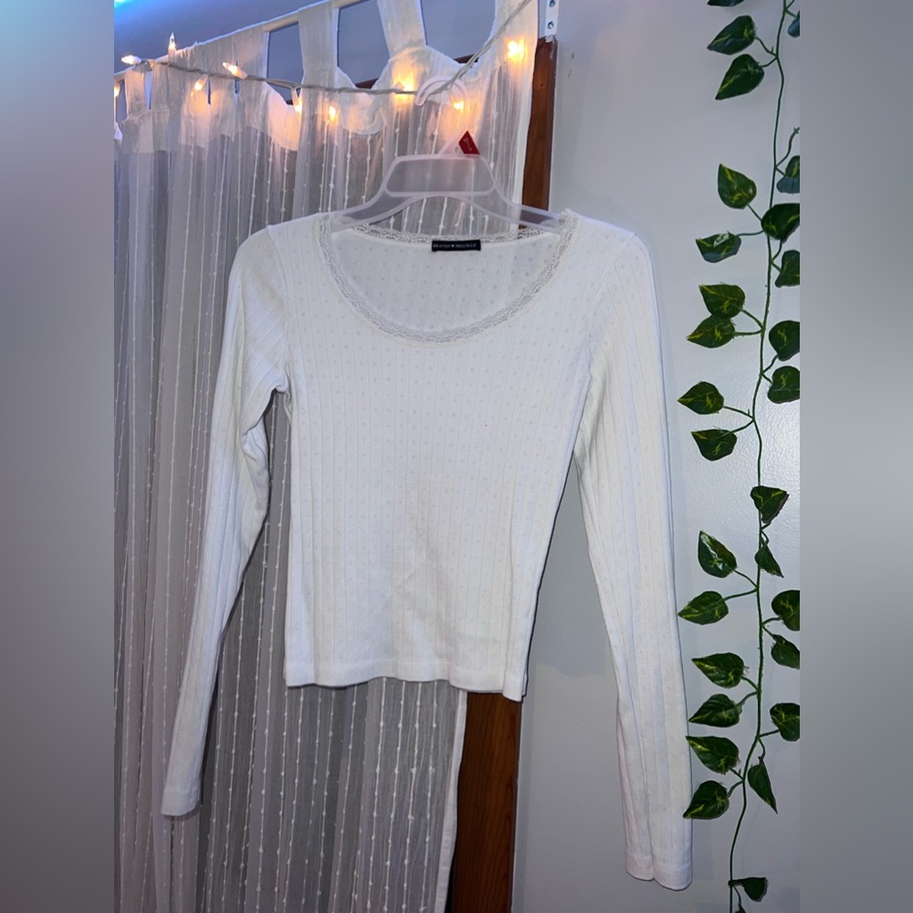 Brandy melville longsleeve